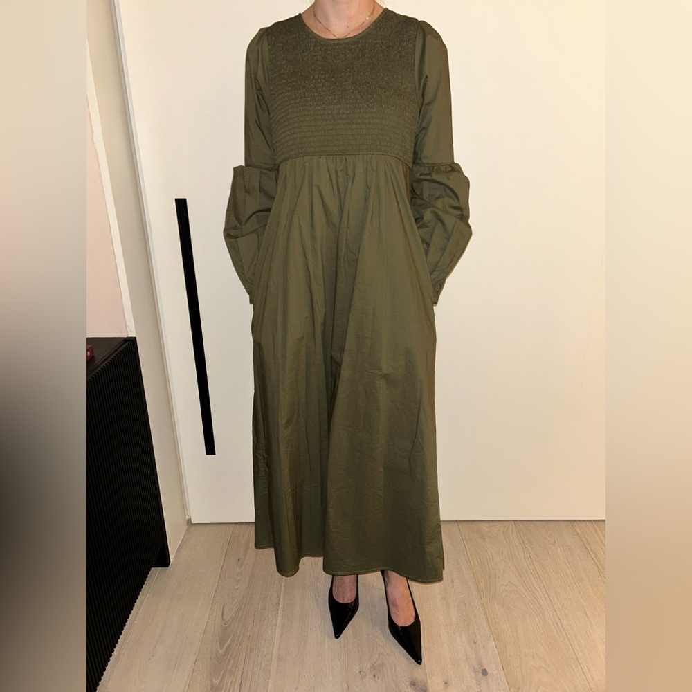 Chic Olive Long Sleeve Dress